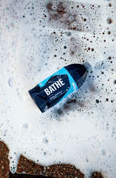 Шампунь для ручного миття Gyeon Q&sup2;M Bathe 1000 мл 8809432671114 фото