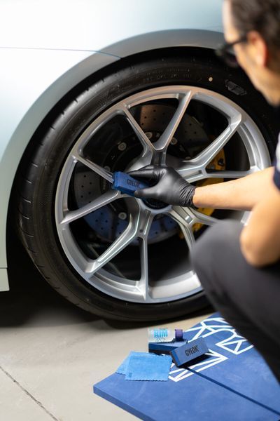 Кварцове захисне покриття для дисків Gyeon Q&sup2; Rim EVO 2 роки 30 мл 8809432670407 фото